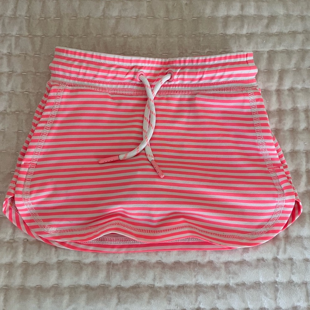 Vineyard Vines athletic skort